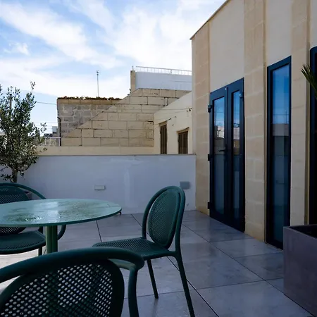 Ta' Guzeppi Townhouse *